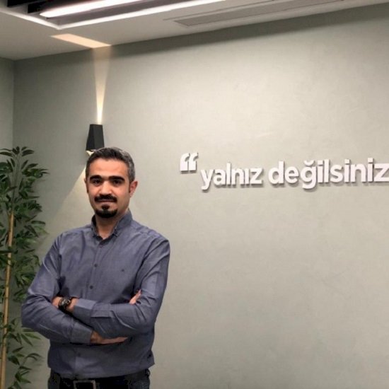 Psikolojik Danışmada Derin Bir Tecrübe: Uzman Psikolog Bayram Gündüz ile 14 Bini Aşan Seanslık Yolculuk