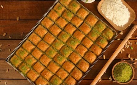 Şekersiz Olmasına İnanamayacaksınız: Diyetisyen Dursun’dan Sağlıklı Bayram Baklavası