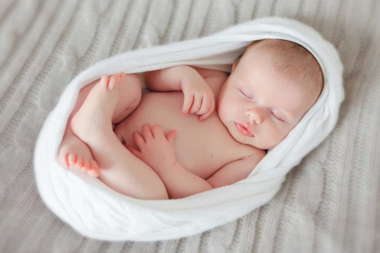 Bebeğin ilk günlerdeki bakımında nelere dikkat edilmelidir?